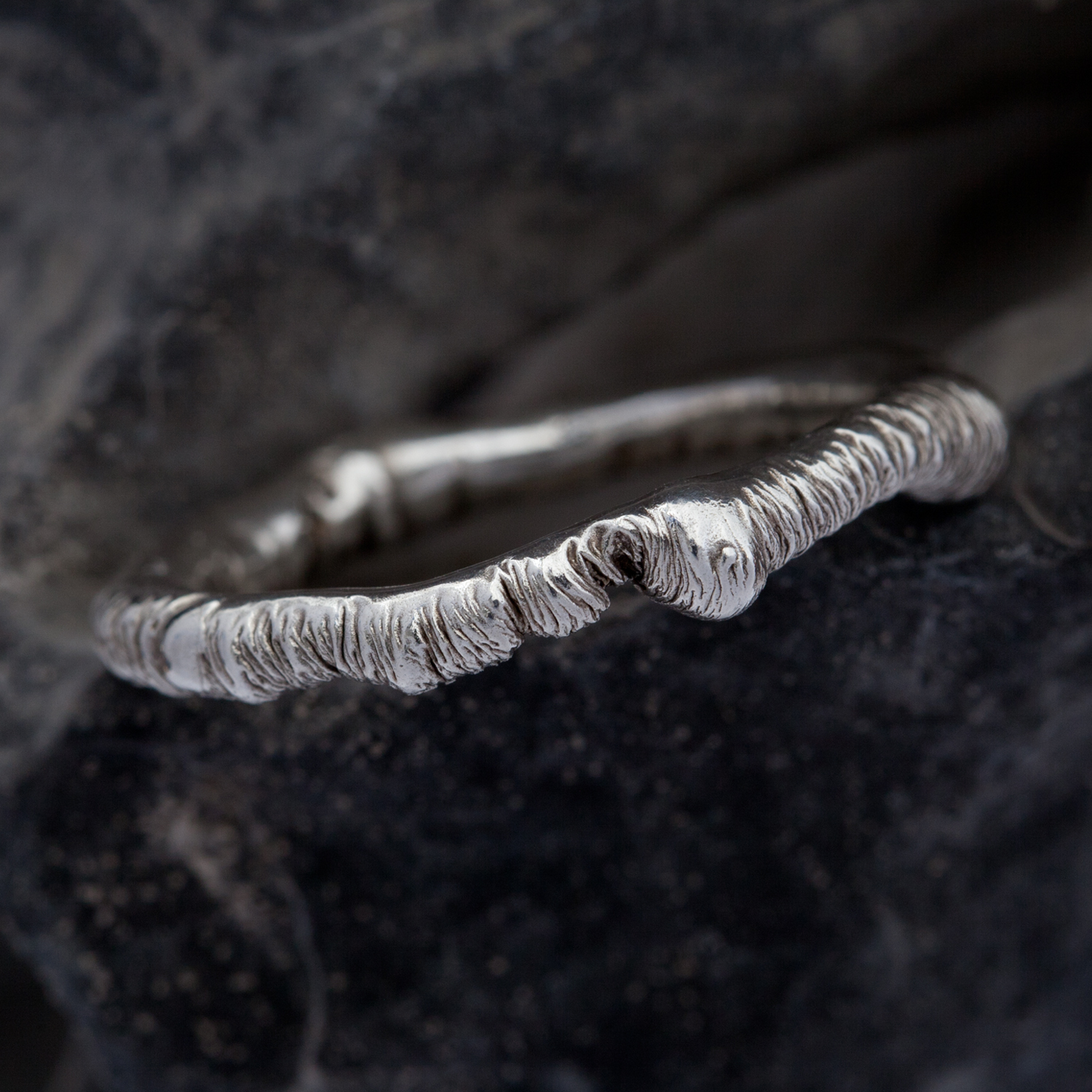 Rippled texture ring 1