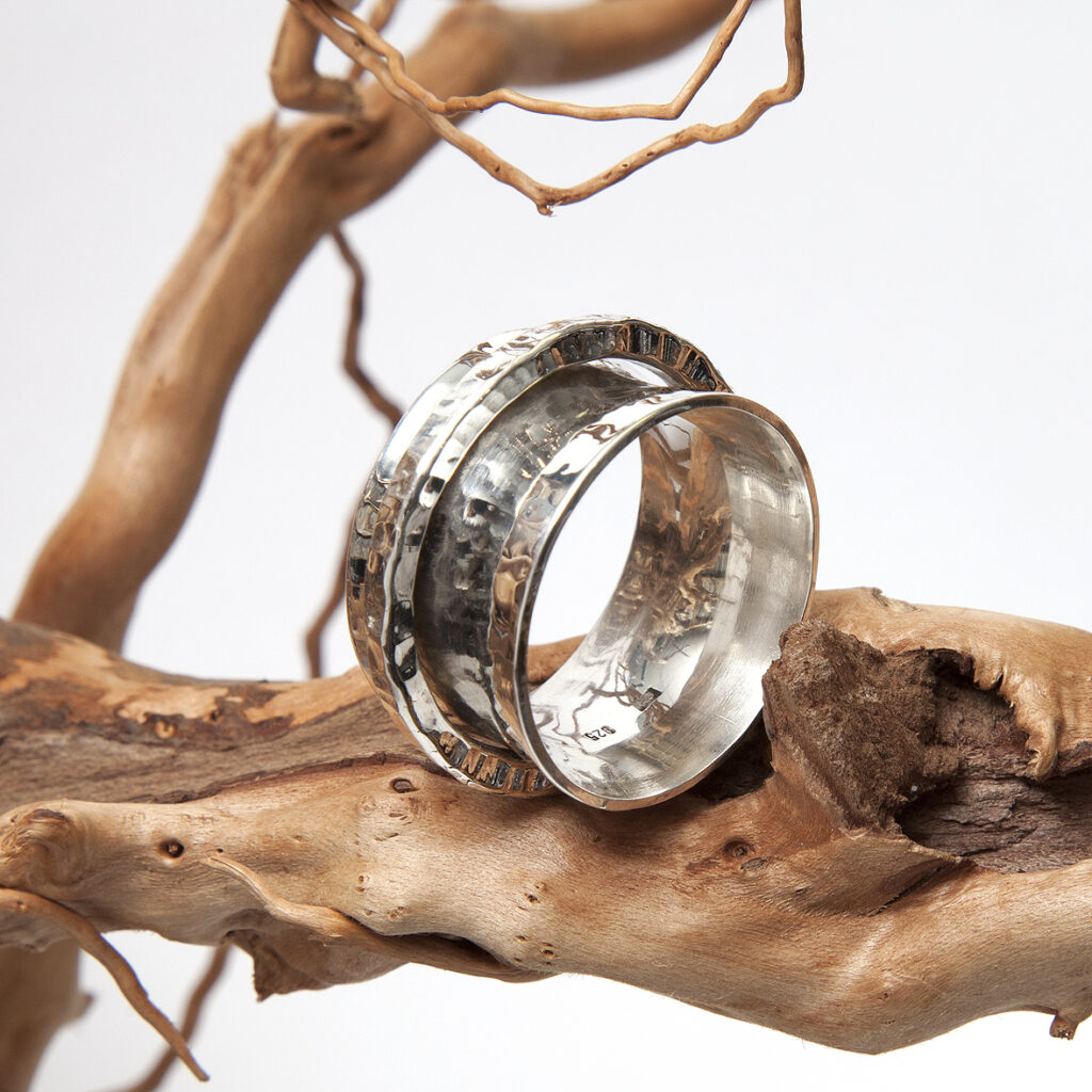 Spinner Ring Image